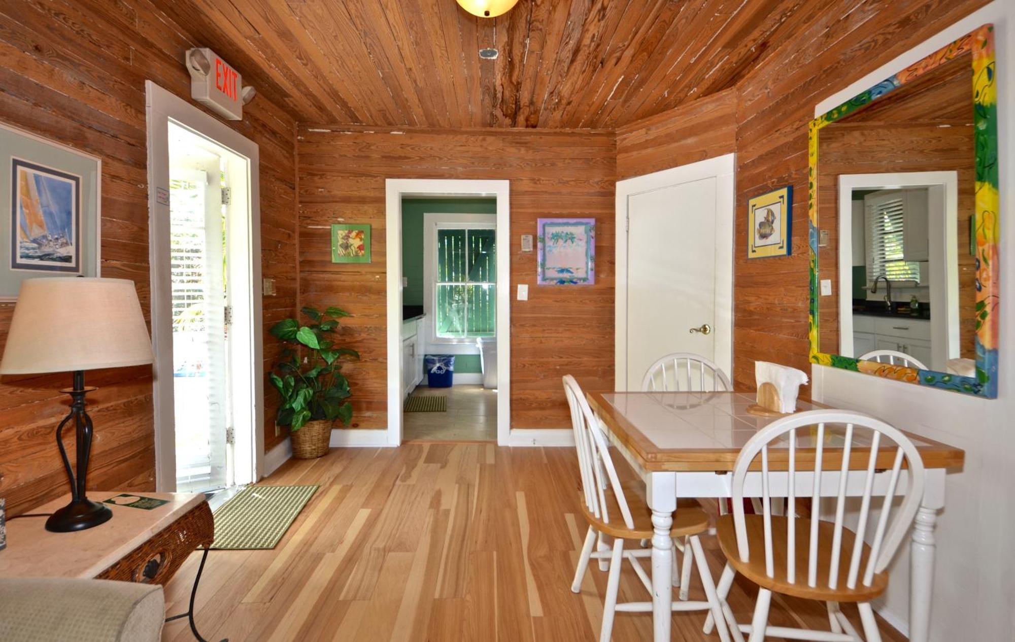 Tropical Village Key West Room photo